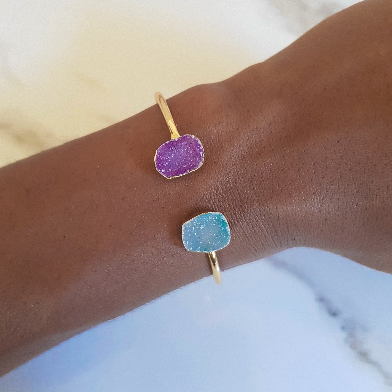 Jekyll & Hyde - Druzy Quartz Bangle (OAK)