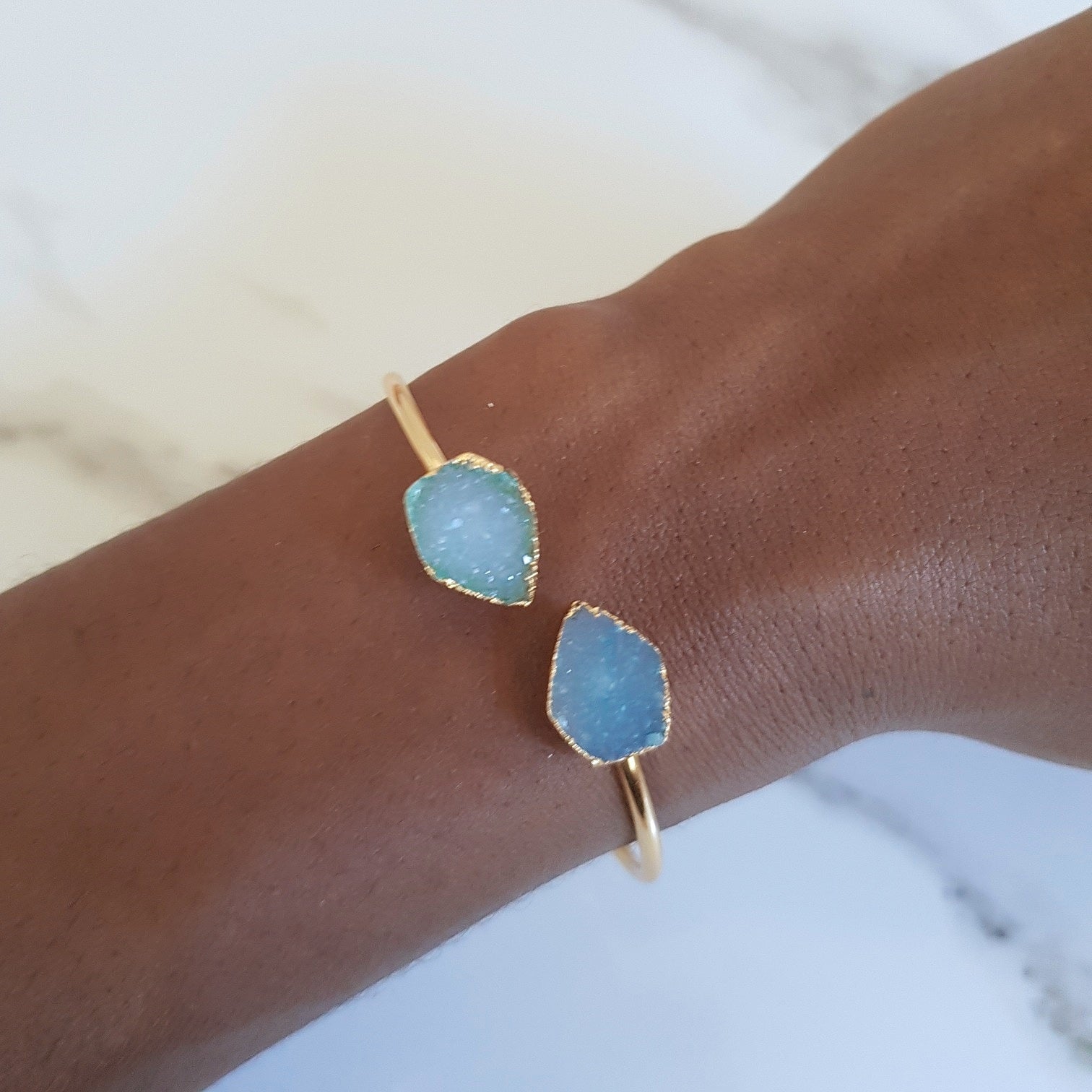 Jekyll & Hyde - Druzy Quartz Bangle (OAK)