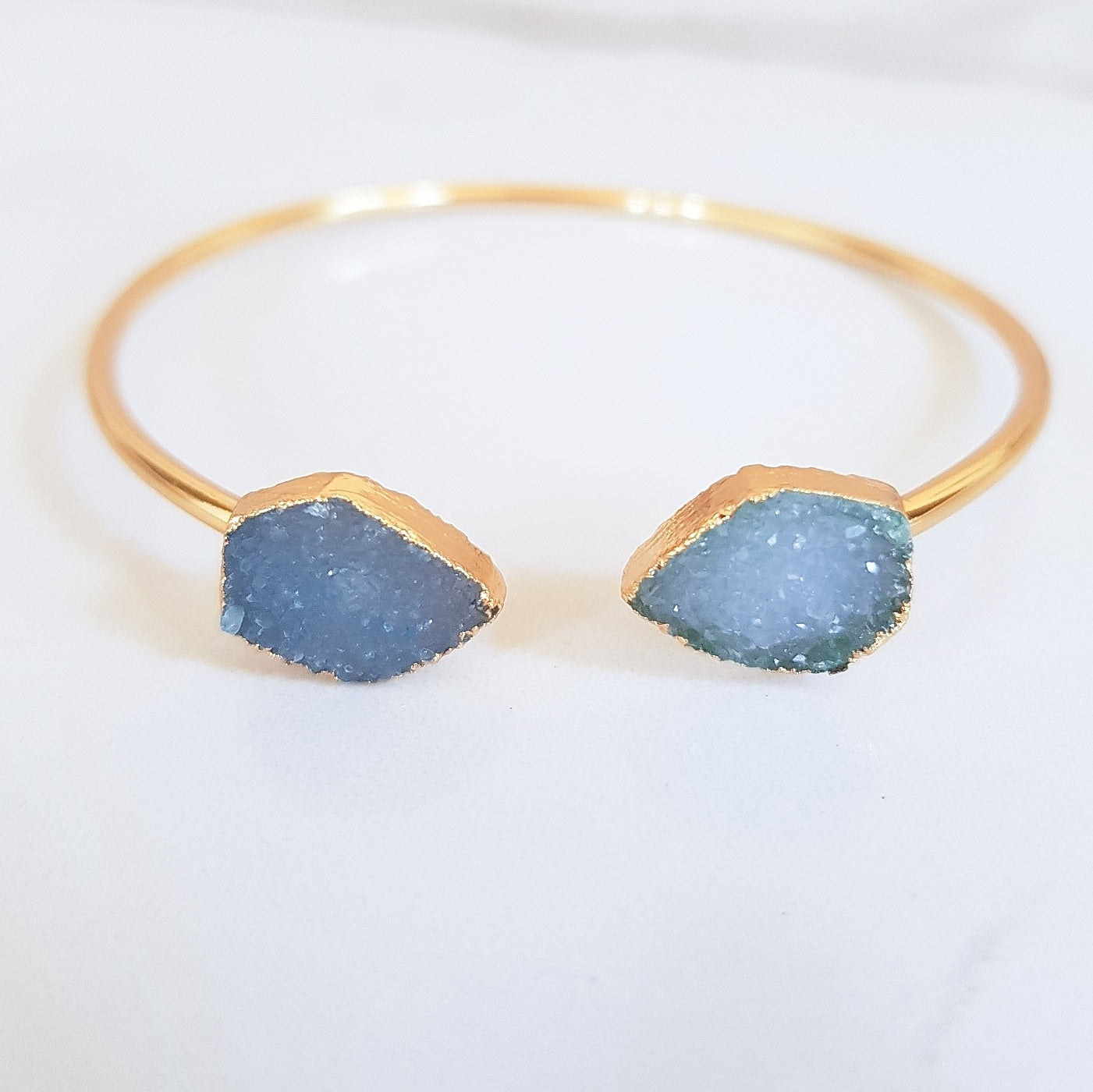 Jekyll & Hyde - Druzy Quartz Bangle (OAK)