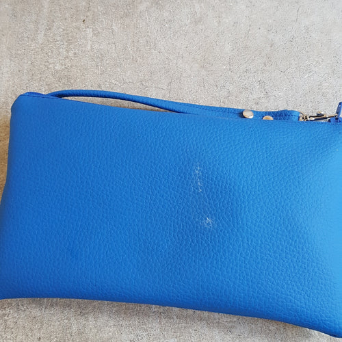 Blue Wristlet Bag with Agate Slice