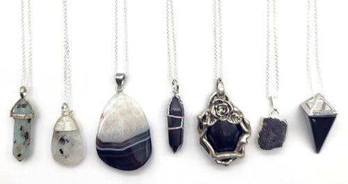 Black Gemstone Necklaces